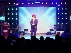 MS Man singing in nightclub AUDIO / xi'an, shaanxi, china Stock Footage