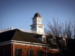 Bank building camera zoom in Stock Footage