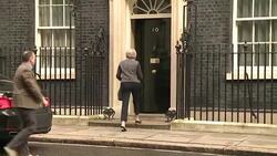 CLEAN : Cameron holds cabinet meeting after striking deal in Brussels News Clip