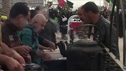 CLEAN : Thousands of Shiite pilgrims on their way to Karbala despite IS News Clip