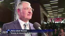 VOICED : El Volkswagen Passat coche europeo del ano News Clip