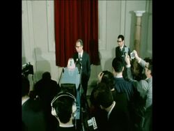 SYND 12-2-70 ITALIAN MINISTERS MEET WITH PRESIDENT SARAGAT TO DISCUSS CURRENT CRISIS News Clip