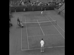 SYND 4 5 67 CANADIANS LEAD BRITAIN ONE - NIL IN TENNIS SERIES News Clip