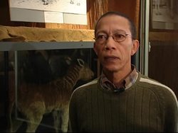 Scientist recreate animal extinct for 100 years News Clip