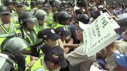 CLEAN : Venezuela: Elderly protesters take Caracas streets News Clip