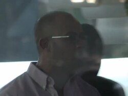 Dave Chappelle shops for new iPhone 6 then runs from paparazzi at an Apple Store in Los Angeles Stock Footage