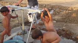 CLEAN : Iraqi refugees start Ramadan fast in blazing heat News Clip
