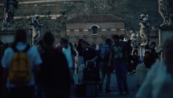 Everyday life in Rome, Italy: Santangelo bridge Stock Footage