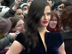 Eva Green at Dark Shadows Premiere News Clip