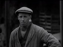 THE SCOTSMAN WHO CAPTURED HESS - News Clip