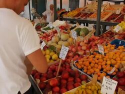 MH Man Buying Fruits and Vegetables in Market / Venice, Italy Stock Footage