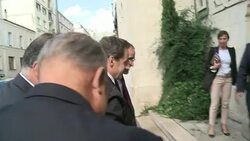 CLEAN : Barrier lifts to Sarkozy comeback News Clip