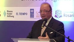 VOICED : Colombia: hay riesgos de seguridad por demora en paz con FARC News Clip