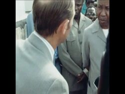 SYND 5/12/80 TANZANIAN PRESIDENT JULIUS NYERERE VISITS TRIANGLE ESTATE SUGAR PLANT IN ZIMBABWE Instructional Video