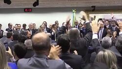 VOICED : Rousseff pierde a su principal aliado de gobierno News Clip