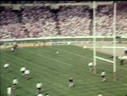 THE RUGBY LEAGUE CUP FINAL - COLOUR News Clip