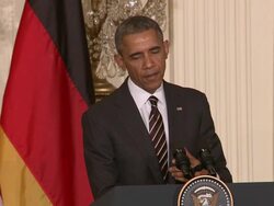 President Obama on arms for Ukraine Stock Footage