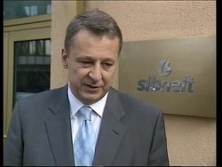 Monopoly ministry approves Yukos and Sibneft merger News Clip