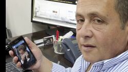 CLEAN : Photos of Paul Bismuth whose identity was News Clip