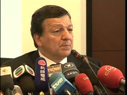 European Commission Pres Barroso meets Wen; presser; Mandelson News Clip