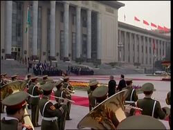 WRAP Lula inspects honour guard, signs agreements with Beijing Instructional Video