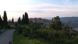 CLEAN : Earthquake shakes southeastern France News Clip