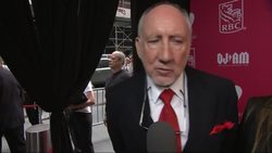 Pete Townshend, Billy Idol, and others walk red carpet for MusiCare event News Clip
