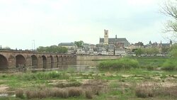 CLEAN : The forgotten speak up in France's shrinking rural towns News Clip