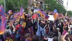 VOICED : Barcelona rinde homenaje a sus campeones News Clip