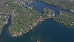 Roads lead to lakefront houses in New Hampshire. Stock Footage