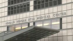 CLEAN : Star Wars actress Carrie Fisher has mid air heart attack News Clip