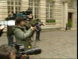 Suddenly Susan' star pregnant again News Clip