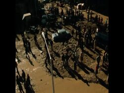 SYND 4 11 77FLOOD SCENES News Clip