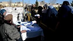 CLEAN : Afghan refugees shiver News Clip