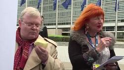 CLEAN : UKIP and EFDD members celebrate Brexit with cake and pints News Clip