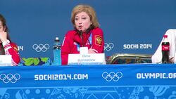 CLEAN : Russians dismiss controversy over figure s News Clip