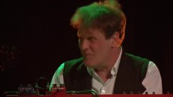 CLEAN : Legend of jazz guitar John McLaughlin plays for Palestine News Clip