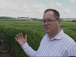 WRAP Cargo plane crashes while trying to take off ADDS mayor News Clip