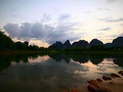 Sunrise of Lijiang River Stock Footage