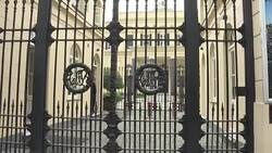 CLEAN : Dutch close Istanbul consulate over terror threat News Clip