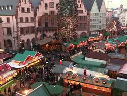 WS People roaming and enjoying at christmas market at Romer Square / Frankfurt, Main, Hesse, Germany Stock Footage