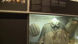 Macron visits holocaust memorial, makes address Instructional Video