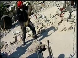 Haiti earthquake rescue efforts Stock Footage