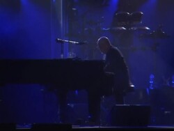 Singer performs his first ever concert in Hong Kong News Clip