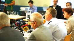 Hostage drama ends with discovery of five bodies including gunman, presser Instructional Video