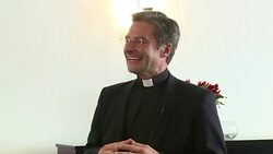 CLEAN : Senior Vatican priest comes out on eve of synod on family News Clip