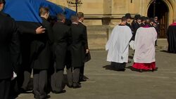 Body of slain policeman taken to UK Parliament Instructional Video