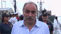 Migrants disembark from Spain navy ship in Italy Instructional Video