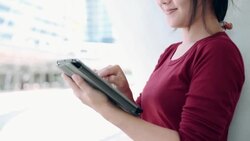 Woman use tablet Stock Footage