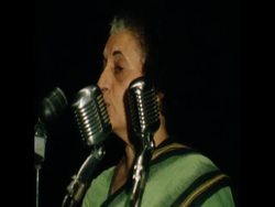 SYND 16 9 1977 FORMER PRIME MINISTER MRS GHANDI MAKES SPEECH News Clip